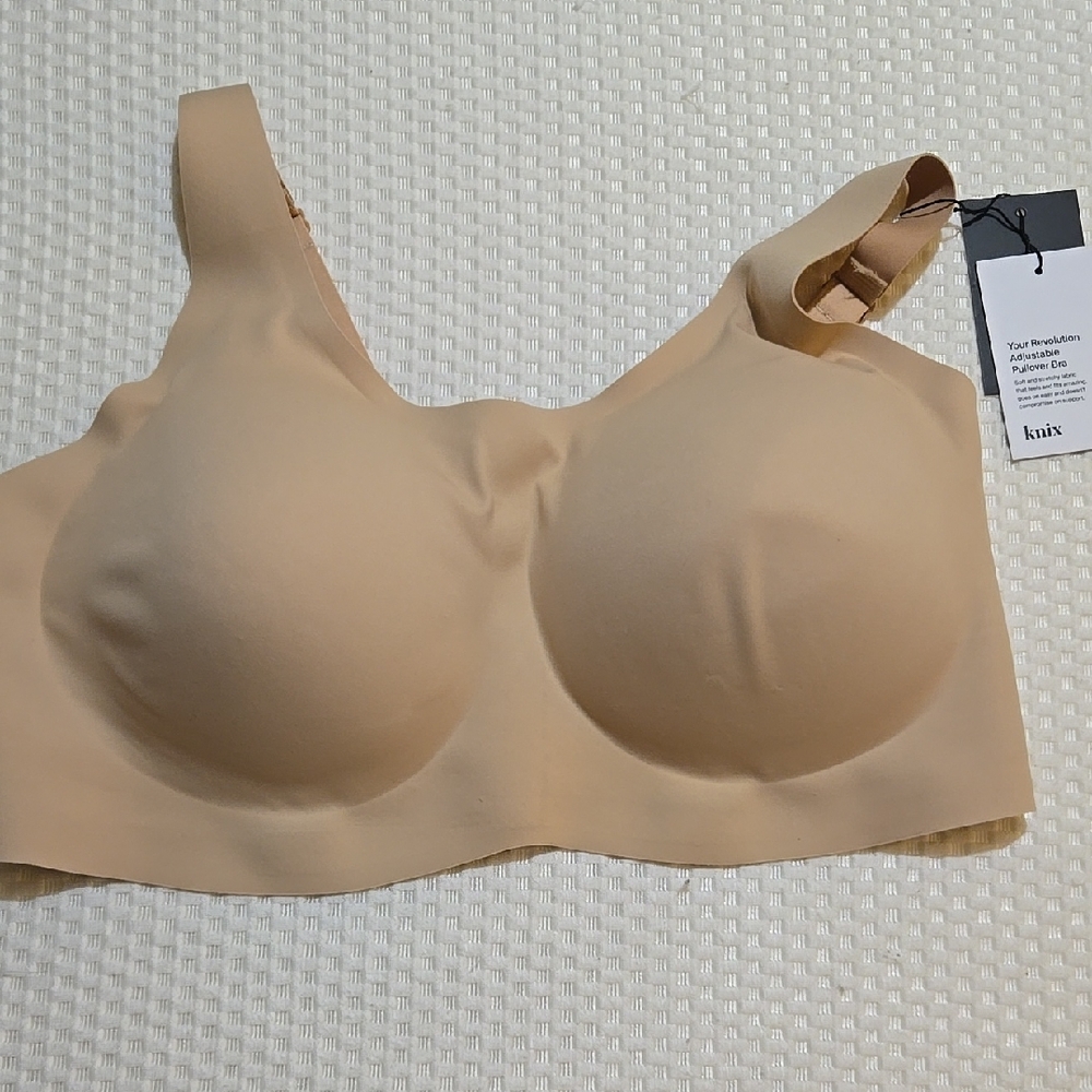 Knix Revolution Pullover Bra-flaw NWT